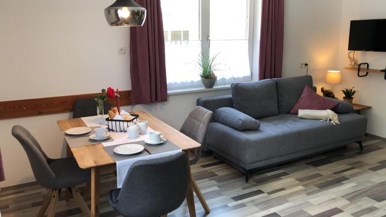 Appartamento Beim Holzwurm Andy Sankt Leonhard im Pitztal Esterno foto